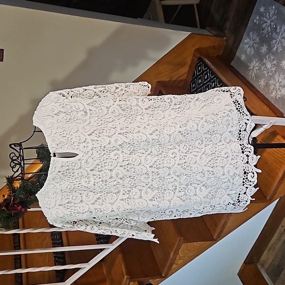 👚PHILOSOPHY LACE TOP👚 - Picture 5 of 6